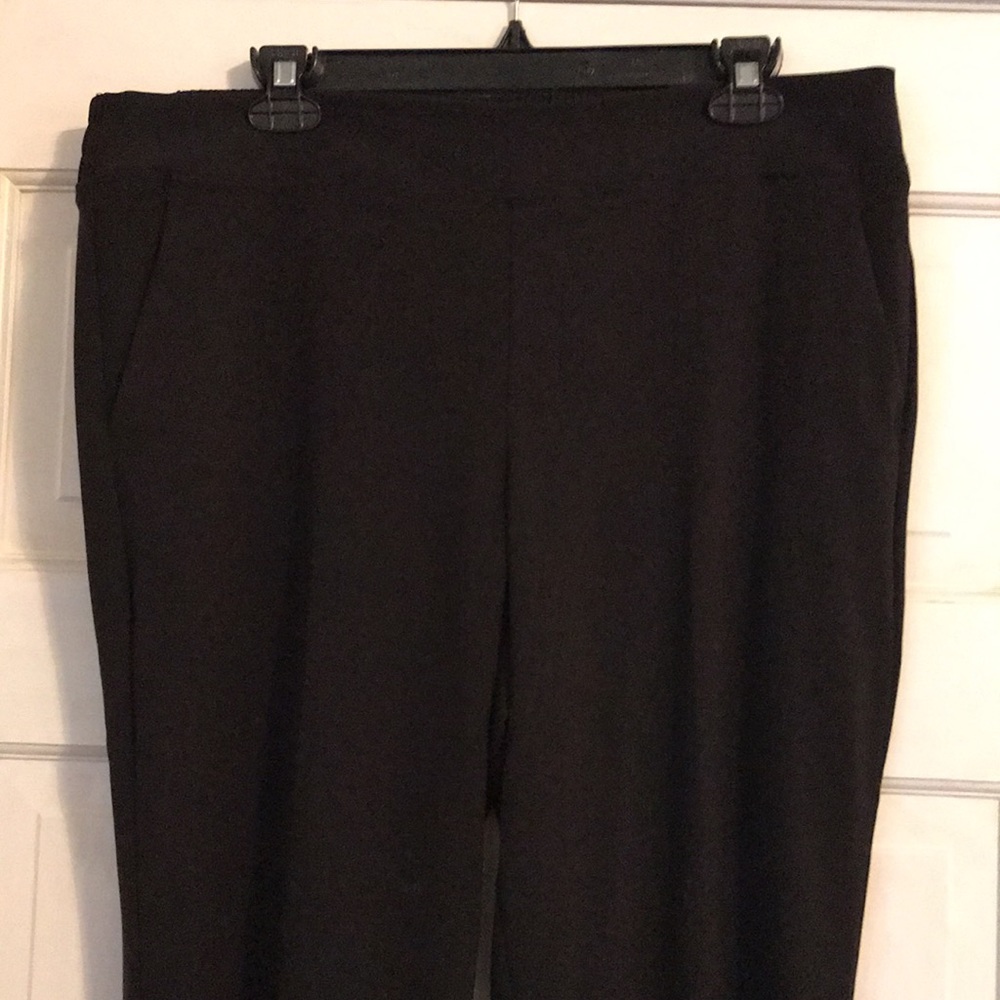 Time and True Women’s casual Pull-On pants color black size L (12-14) - Picture 6 of 16